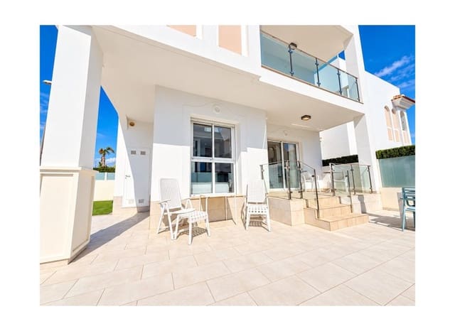 2 bedroom Apartment for sale in Doña Pepa, Rojales with pool - € 260,000 (Ref: 10144848)