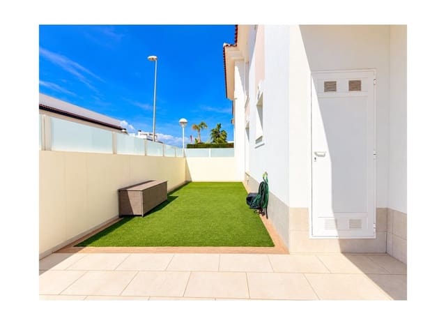 2 bedroom Apartment for sale in Doña Pepa, Rojales with pool - € 260,000 (Ref: 10144848)