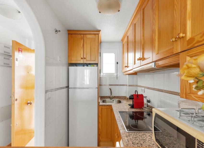 2 chambre Appartement à vendre à Torrevieja avec piscine garage - 125 000 € (Ref: 10144852)