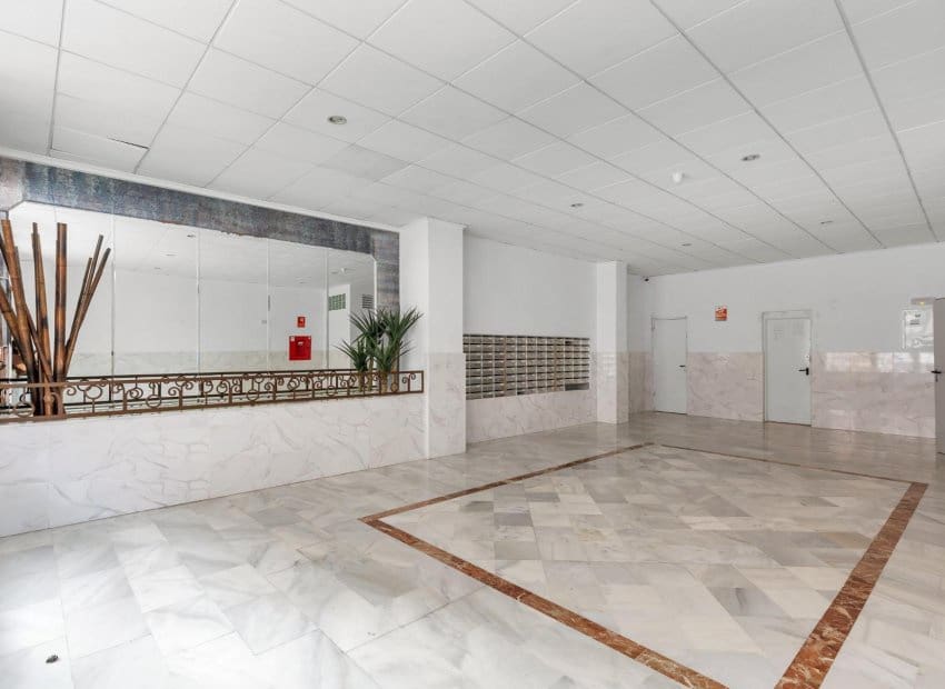 2 chambre Appartement à vendre à Torrevieja avec piscine garage - 125 000 € (Ref: 10144852)
