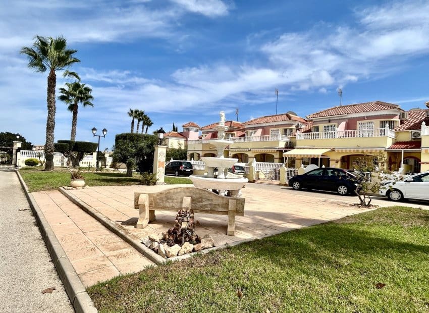 3 quarto Casa em Banda para venda em La Regia com piscina garagem - 219 995 € (Ref: 10144952)