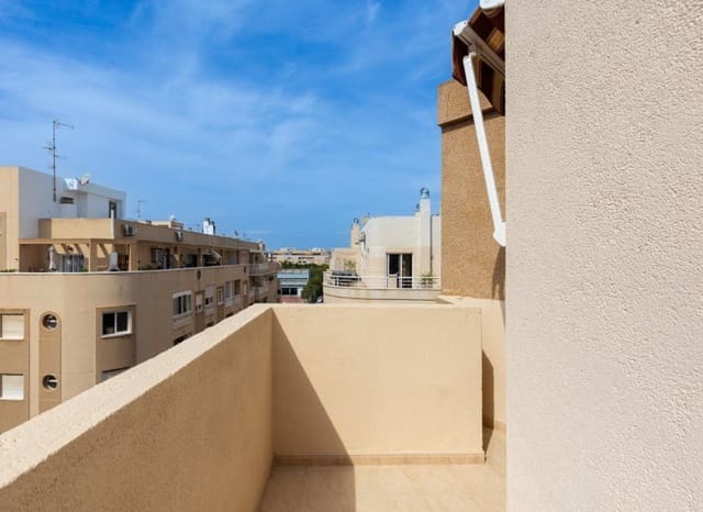 3 quarto Apartamento para venda em Centro, Torrevieja com piscina - 189 000 € (Ref: 10144954)