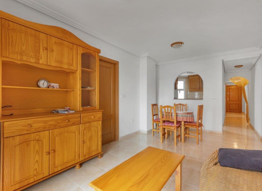 2 chambre Appartement à vendre à Torrevieja avec garage - 139 900 € (Ref: 10144955)