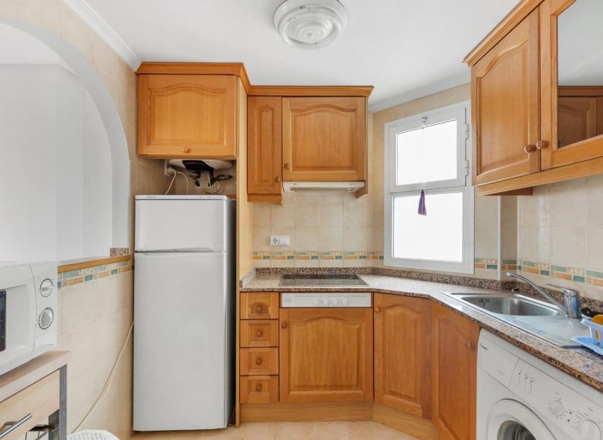 2 chambre Appartement à vendre à Torrevieja avec garage - 139 900 € (Ref: 10144955)