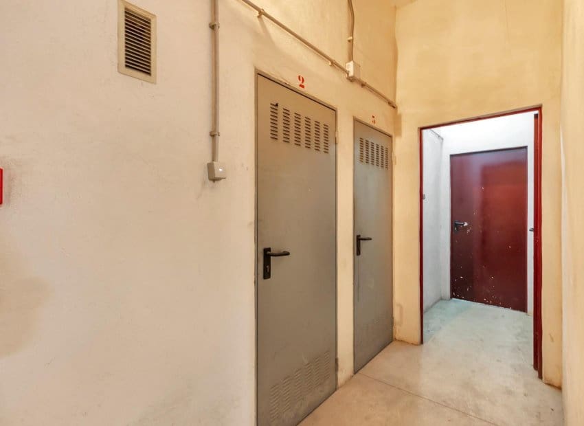 2 chambre Appartement à vendre à Torrevieja avec garage - 139 900 € (Ref: 10144955)