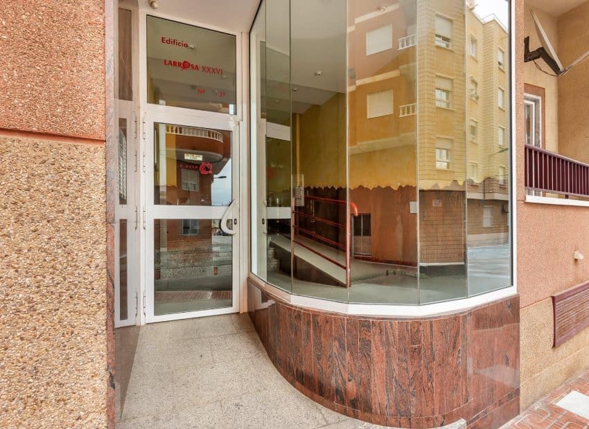 2 chambre Appartement à vendre à Torrevieja avec garage - 139 900 € (Ref: 10144955)