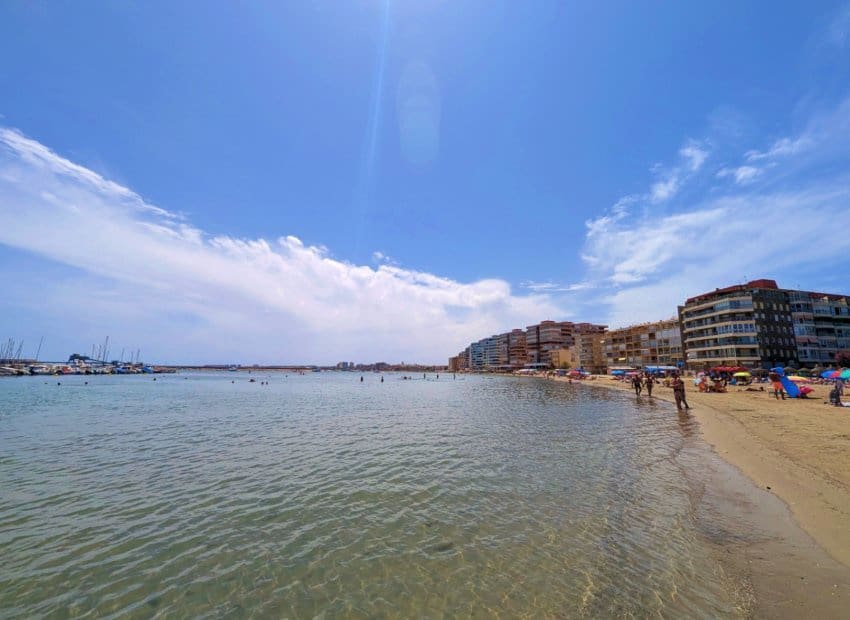 Casa de 2 habitaciones en Los Balcones en venta con piscina - 165.000 € (Ref: 10154145)