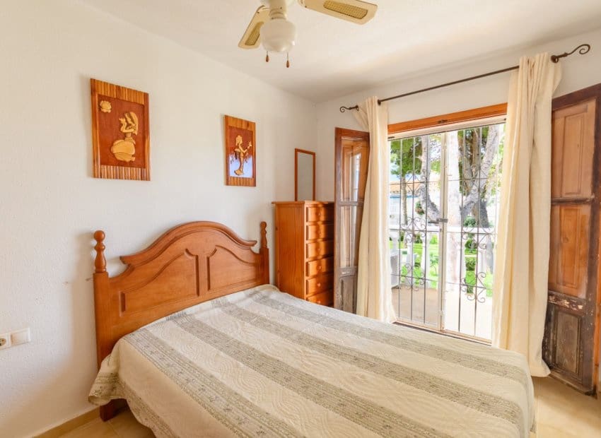 Casa de 2 habitaciones en Los Balcones en venta con piscina - 165.000 € (Ref: 10154145)