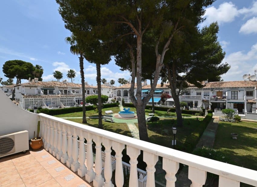 Casa de 2 habitaciones en Los Balcones en venta con piscina - 165.000 € (Ref: 10154145)