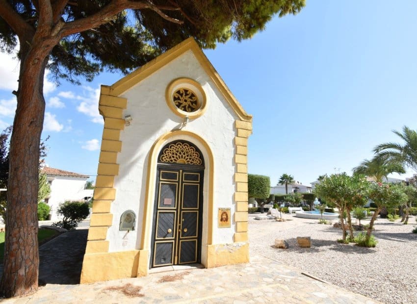 Casa de 2 habitaciones en Los Balcones en venta con piscina - 165.000 € (Ref: 10154145)