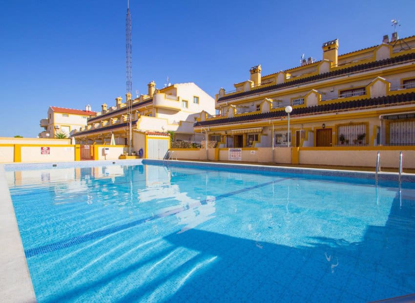 3 camera da letto Casa in vendita in Playa Flamenca con piscina - 189.000 € (Rif: 10154146)