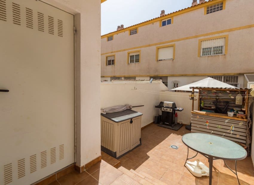 3 camera da letto Casa in vendita in Playa Flamenca con piscina - 189.000 € (Rif: 10154146)