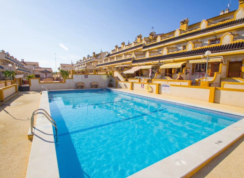 3 camera da letto Casa in vendita in Playa Flamenca con piscina - 189.000 € (Rif: 10154146)