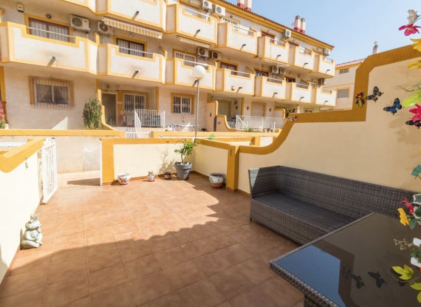 3 camera da letto Casa in vendita in Playa Flamenca con piscina - 189.000 € (Rif: 10154146)