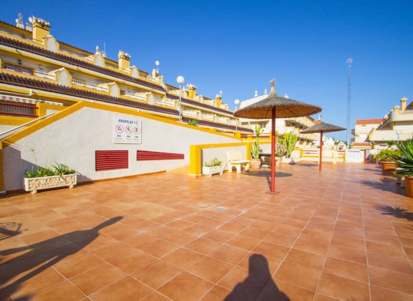 3 camera da letto Casa in vendita in Playa Flamenca con piscina - 189.000 € (Rif: 10154146)
