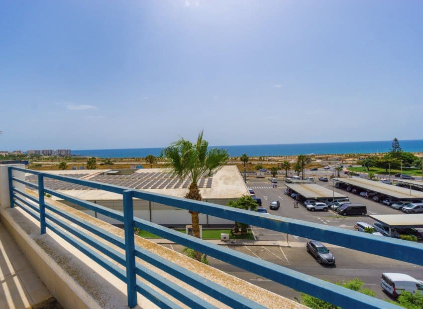 2 bedroom Apartment for sale in Playa Flamenca with pool garage - € 239,000 (Ref: 10154147)