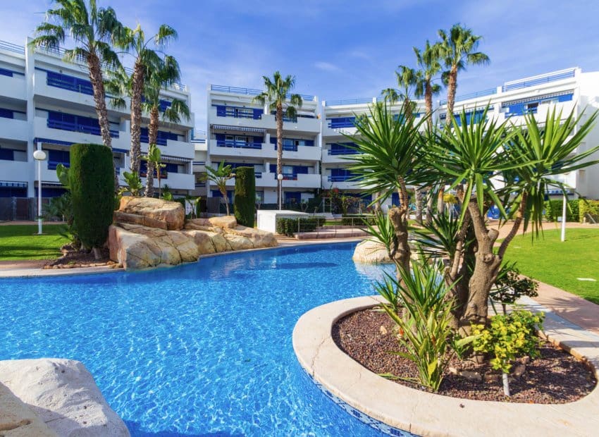 2 bedroom Apartment for sale in Playa Flamenca with pool garage - € 239,000 (Ref: 10154147)
