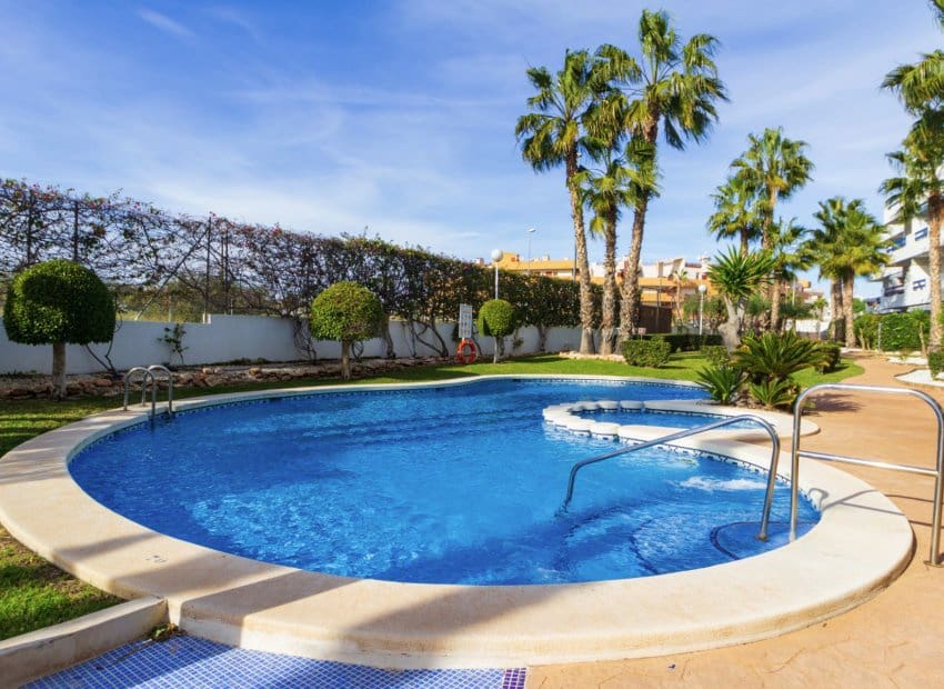 2 bedroom Apartment for sale in Playa Flamenca with pool garage - € 239,000 (Ref: 10154147)