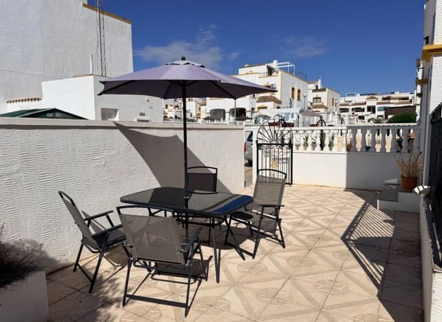 3 soveværelse Byhus til salg i Orihuela med swimmingpool - € 180.000 (Ref: 10175787)