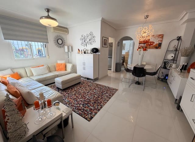 3 makuuhuone Omakotitalo myytävänä paikassa Vistabella, Orihuela mukana uima-altaan - 197 900 € (Ref: 10175788)