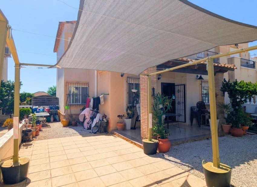 3 slaapkamer Huis te koop in Lo Crispin met zwembad - € 189.000 (Ref: 10175789)