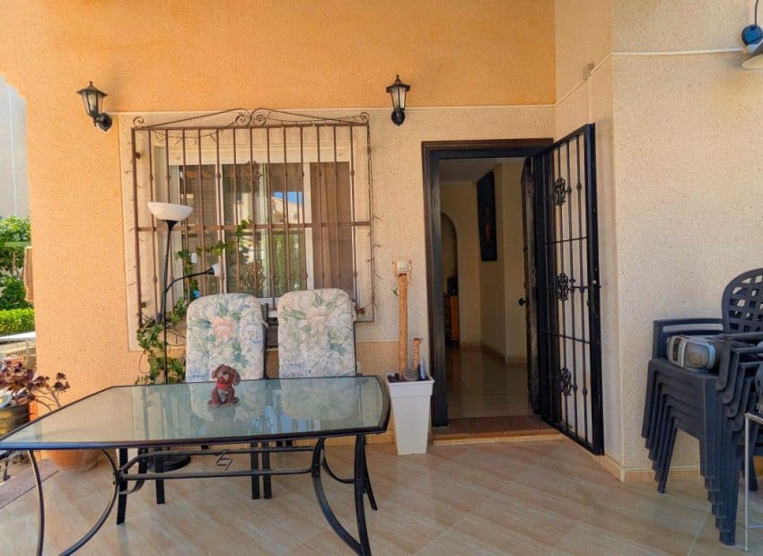 3 slaapkamer Huis te koop in Lo Crispin met zwembad - € 189.000 (Ref: 10175789)