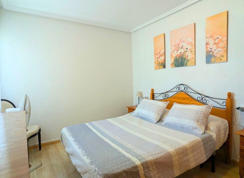 3 slaapkamer Huis te koop in Lo Crispin met zwembad - € 189.000 (Ref: 10175789)