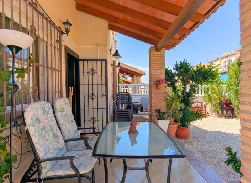3 slaapkamer Huis te koop in Lo Crispin met zwembad - € 189.000 (Ref: 10175789)