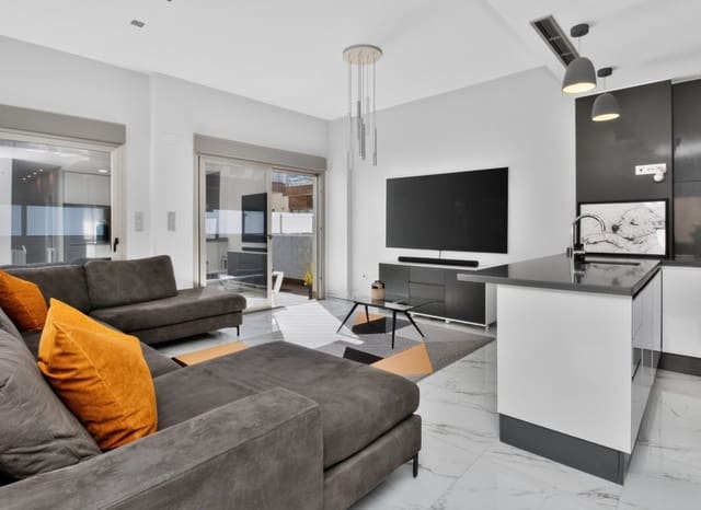 4 slaapkamer Villa te koop in Villamartin, Orihuela met zwembad garage - € 469.995 (Ref: 10175790)