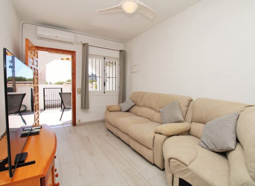 2 sovrum Lägenhet till salu i Villamartin - 149 995 € (Ref: 10175791)