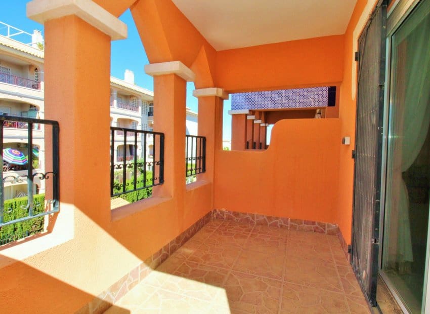 3 Zimmer Apartment zu verkaufen in Playa Flamenca mit Pool Garage - 169.000 € (Ref: 10175792)