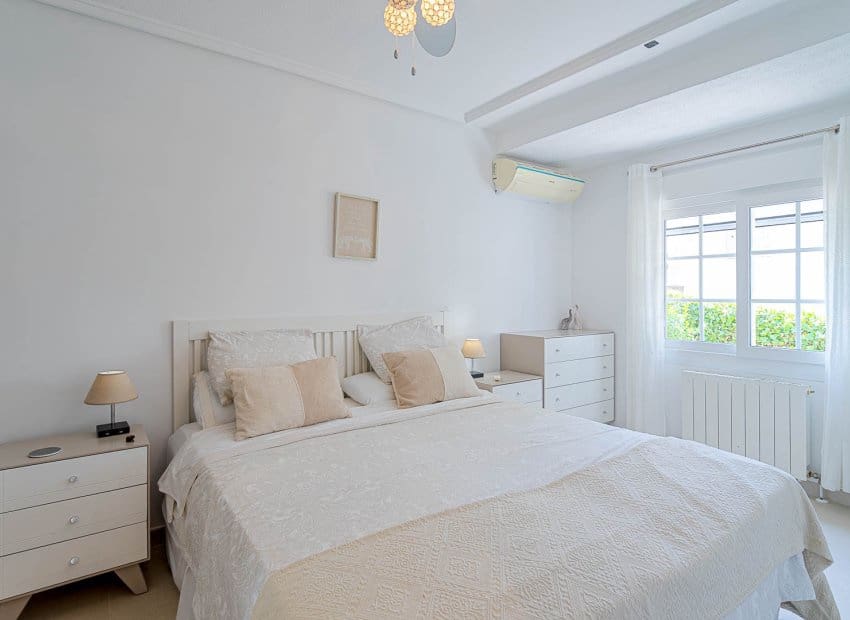 3 soverom Villa til salgs i Filipinas med svømmebasseng - € 770 000 (Ref: 10175794)