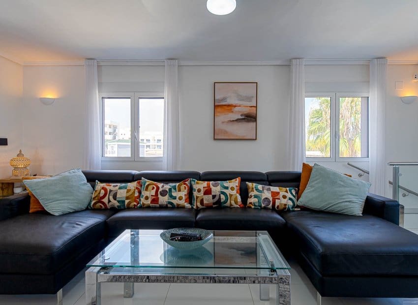 3 soverom Villa til salgs i Filipinas med svømmebasseng - € 770 000 (Ref: 10175794)