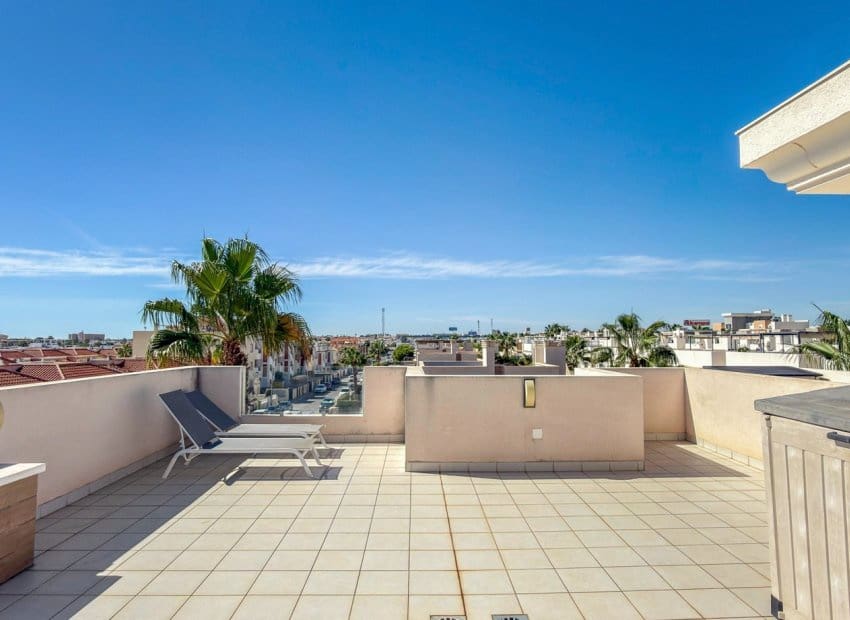 3 Zimmer Apartment zu verkaufen in Orihuela Costa mit Pool Garage - 510.000 € (Ref: 10175797)