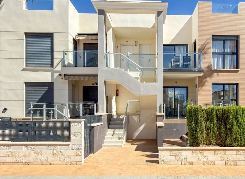 3 Zimmer Apartment zu verkaufen in Orihuela Costa mit Pool Garage - 510.000 € (Ref: 10175797)