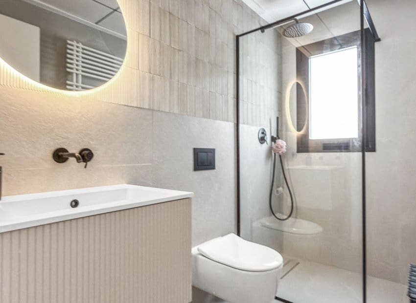 4 soverom Villa til salgs i Ciudad Quesada med svømmebasseng garasje - € 650 000 (Ref: 10175798)