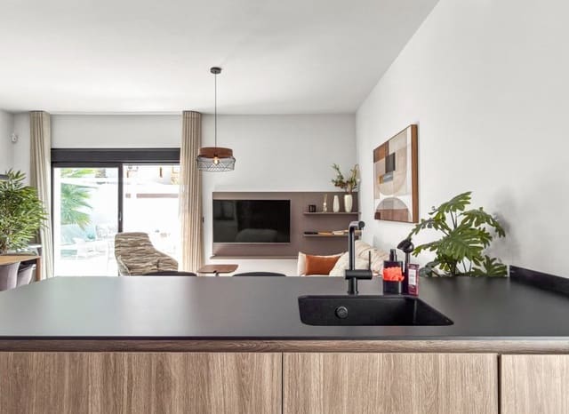 4 soverom Villa til salgs i Ciudad Quesada, Rojales med svømmebasseng garasje - € 650 000 (Ref: 10175798)