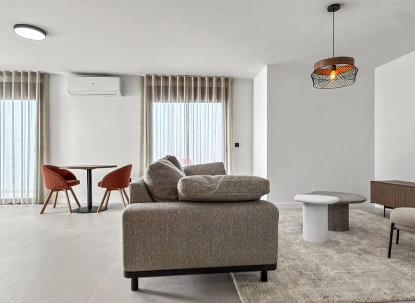 4 soverom Villa til salgs i Ciudad Quesada med svømmebasseng garasje - € 650 000 (Ref: 10175798)
