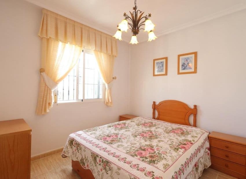 3 sypialnia Willa na sprzedaż w Filipinas z basenem garażem - 360 000 € (Ref: 10175801)