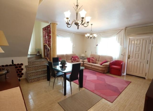 Chalet de 3 habitaciones en Las Filipinas en venta con piscina garaje - 360.000 € (Ref: 10175801)