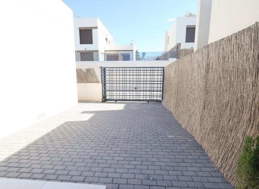 Chalet de 3 habitaciones en Algorfa en venta con piscina - 620.000 € (Ref: 10175802)
