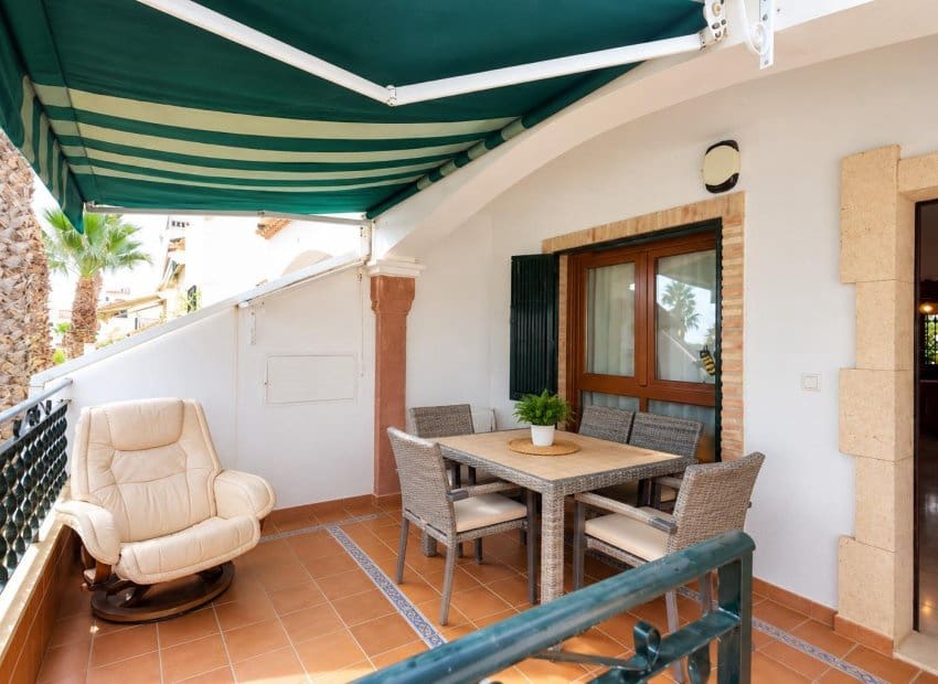 2 soverom Leilighet til salgs i Orihuela Costa med svømmebasseng garasje - € 234 000 (Ref: 10175803)