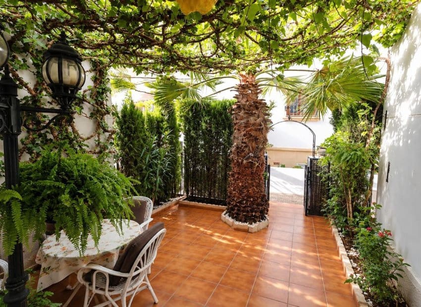 2 soverom Leilighet til salgs i Orihuela Costa med svømmebasseng garasje - € 234 000 (Ref: 10175803)