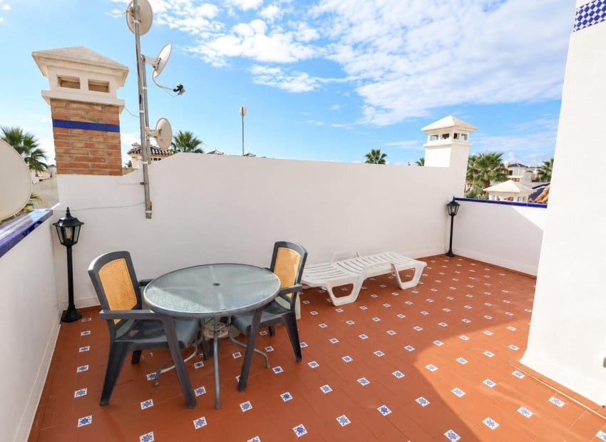 2 soverom Leilighet til salgs i Orihuela Costa med svømmebasseng garasje - € 234 000 (Ref: 10175803)
