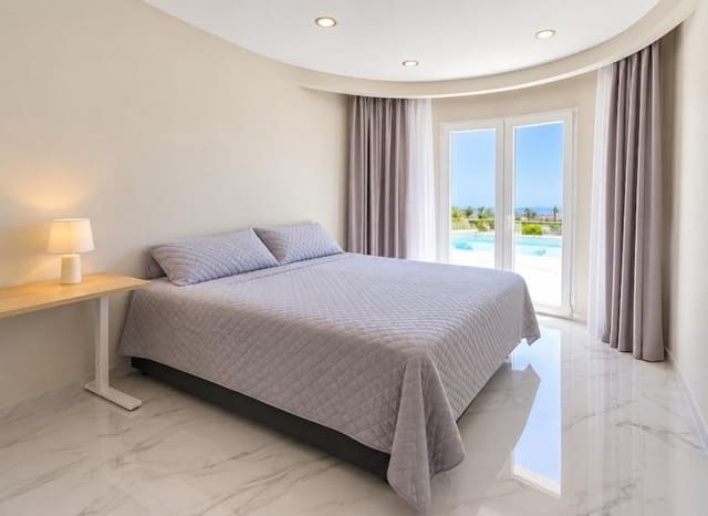3 soverom Villa til salgs i Altea med svømmebasseng garasje - € 1 150 000 (Ref: 10175804)