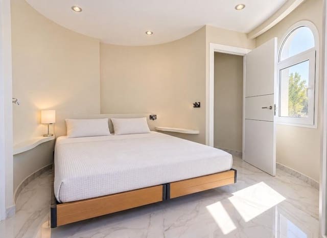 3 soverom Villa til salgs i Altea med svømmebasseng garasje - € 1 150 000 (Ref: 10175804)