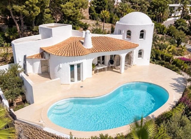 3 soverom Villa til salgs i Altea med svømmebasseng garasje - € 1 150 000 (Ref: 10175804)
