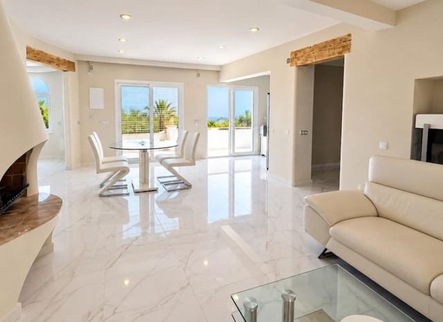 3 soverom Villa til salgs i Altea med svømmebasseng garasje - € 1 150 000 (Ref: 10175804)