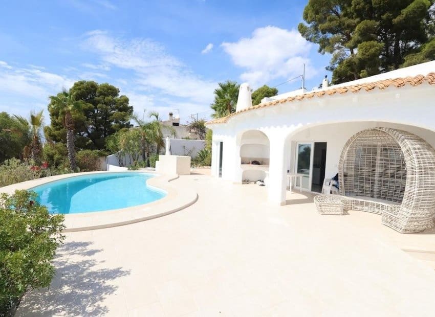 3 soverom Villa til salgs i Altea med svømmebasseng garasje - € 1 150 000 (Ref: 10175804)