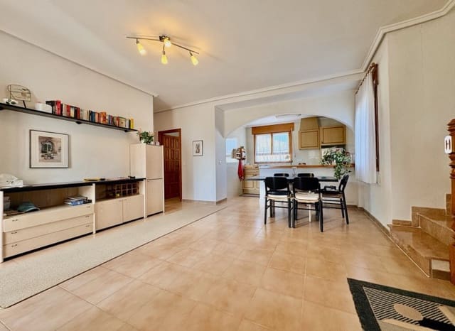 3 makuuhuone Huvila myytävänä paikassa Ciudad Quesada, Rojales mukana 
autotalli - 320 000 € (Ref: 10175807)